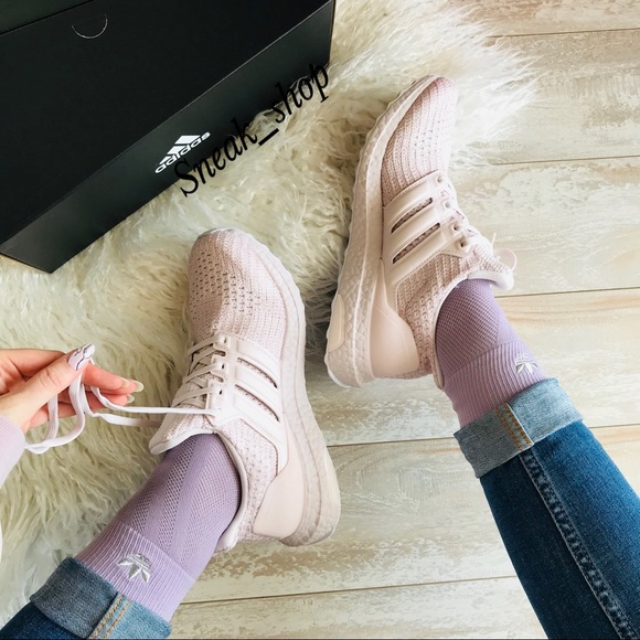 NWT Adidas Ultraboost Women’s Shoes - Picture 2 of 8